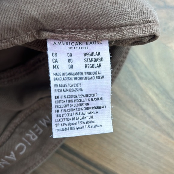 American Eagle Super High-Rise Baggy Wide Leg brown pants - Picture 3 of 4